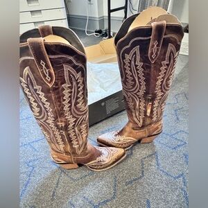 Ariat Dark Brown Embroidered Heeled Boots